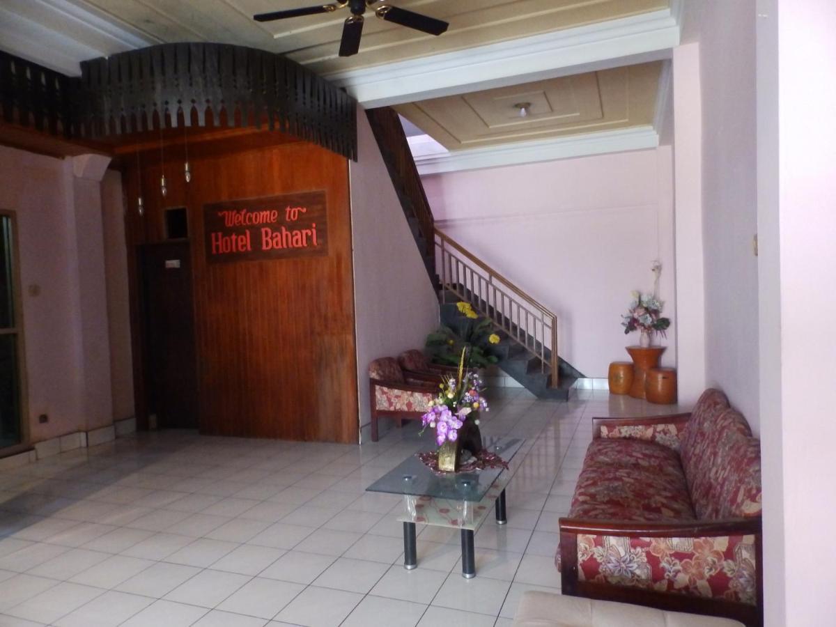 Bahari Family Hotel Bitung Экстерьер фото