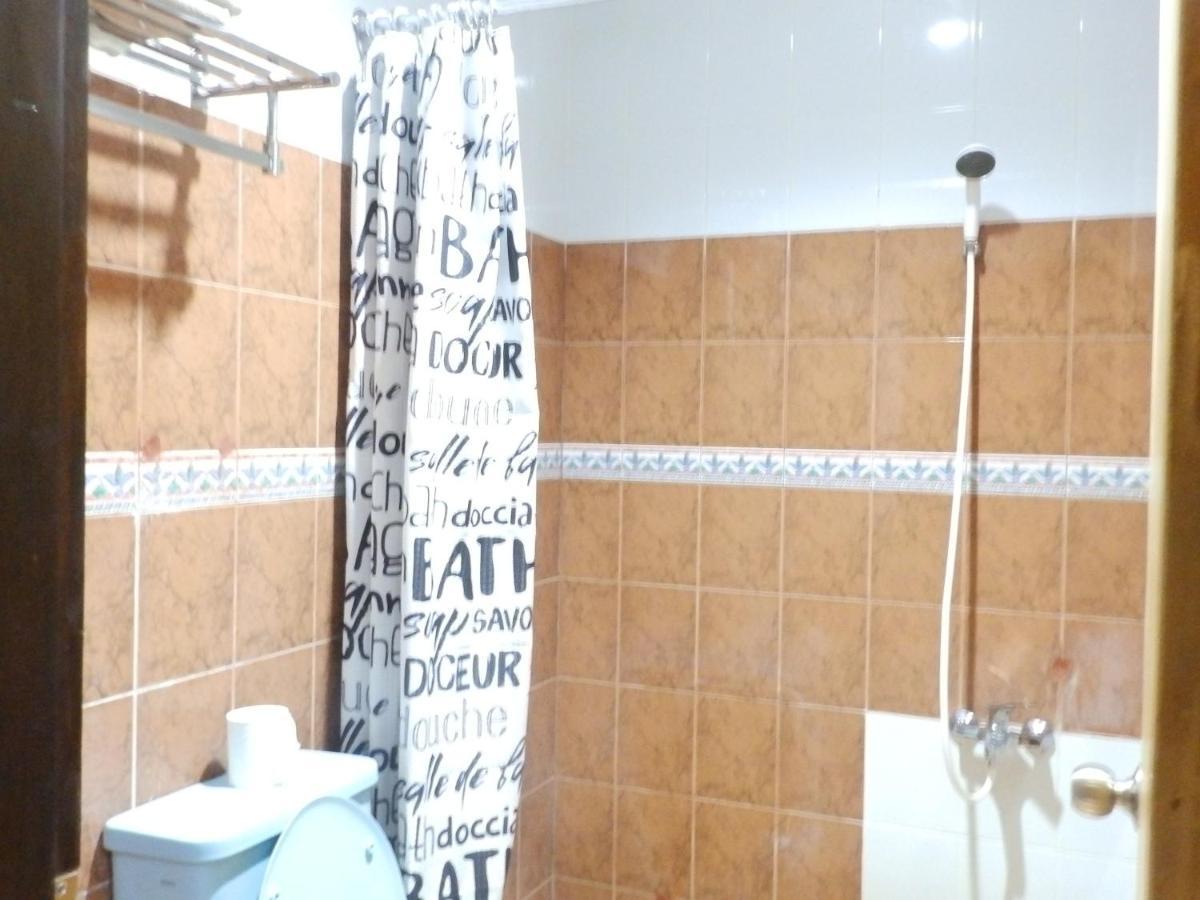 Bahari Family Hotel Bitung Экстерьер фото